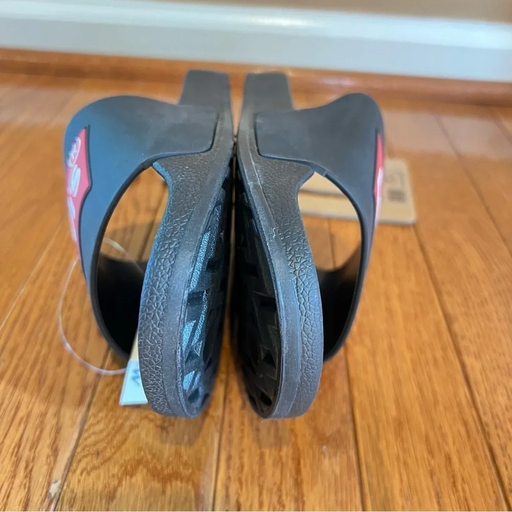 LEVIS Mens Batwing Slide 2 Black & Red Synthetic Upper Slippers Logo Size: 11,12